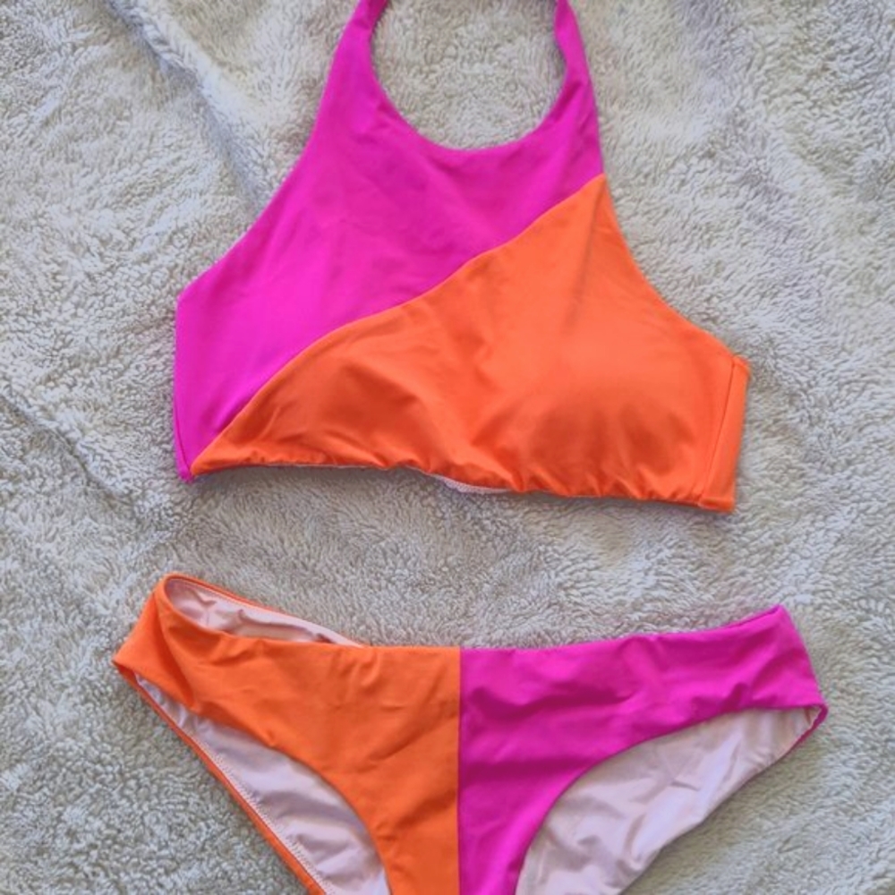 VICTORIA'S SECRET Colorblock Halter Bikini